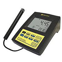 MILWAUKEE MI170 Autoranging Conductivity / TDS / NaCl / Temperature Laboratory Bench Meter (0~29.99 uS/cm; 0~14.99 mg/L; 0~400%; -20~1200°C)