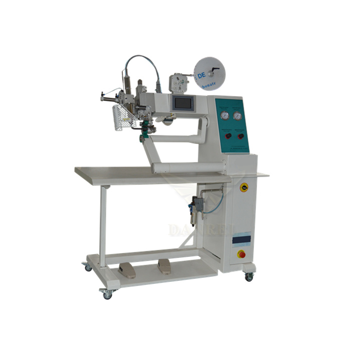 Industrial hot air seam sealing machine used for textile and technical fabric sealing