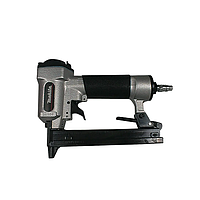 MAKITA AT1022AZ Pneumatic Stapler (60-100PSI)