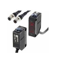 OMRON E3Z-T81A Compact Photoelectric Sensor (10000 mm, PNP)