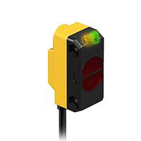 Banner Engineering QS18EP6WQ5 Photoelectric Sensors WORLD-BEAM QS18 Expert Series: Divergent Diffuse; Range: 300 mm; Input: 10-30 V dc; Output: PNP; 150 mm (6 in) M12 Pigtail QD