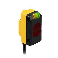 Banner Engineering QS18VN6WQ5 Photoelectric Sensors WORLD-BEAM QS18 Series: Divergent Diffuse; Range: 100 mm; Input: 10-30 V dc; Output: Complementary Solid-State NPN; 150 mm (6 in) M12 Pigtail QD