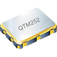 TXC QTM252-32.768MDE-T Standard Oscillators 2.5x2.0 CMOS Quartz Oscillator / Ceramic, 1.8V, +/-50ppm (-40 to 85C)