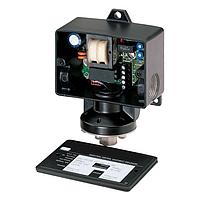 OMEGA PSW601B-7.5K Industrial Solid State Pressure Switch for High Cycles (Gauge, 7500 psi, NPT Female, 1/4 in, IP65, NEMA Type 4X)