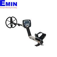 MINELAB SAFARI Metal Detector